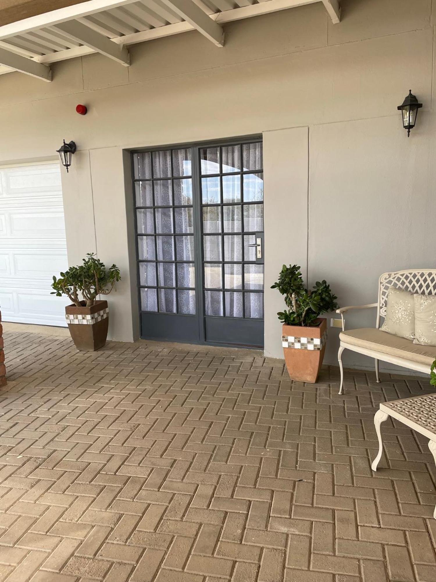 City Comfort Self Catering Βίντχουκ Εξωτερικό φωτογραφία