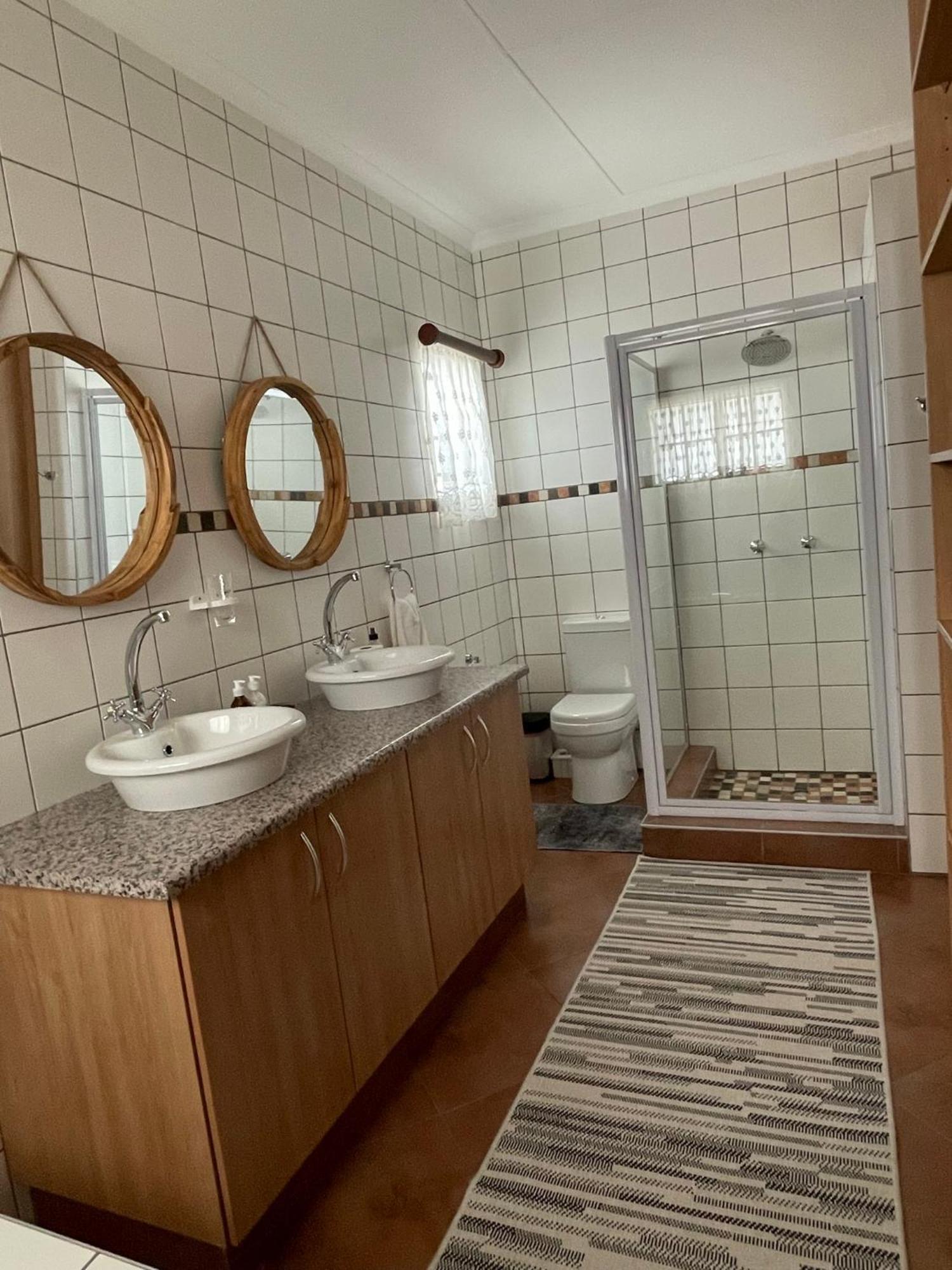 City Comfort Self Catering Βίντχουκ Εξωτερικό φωτογραφία