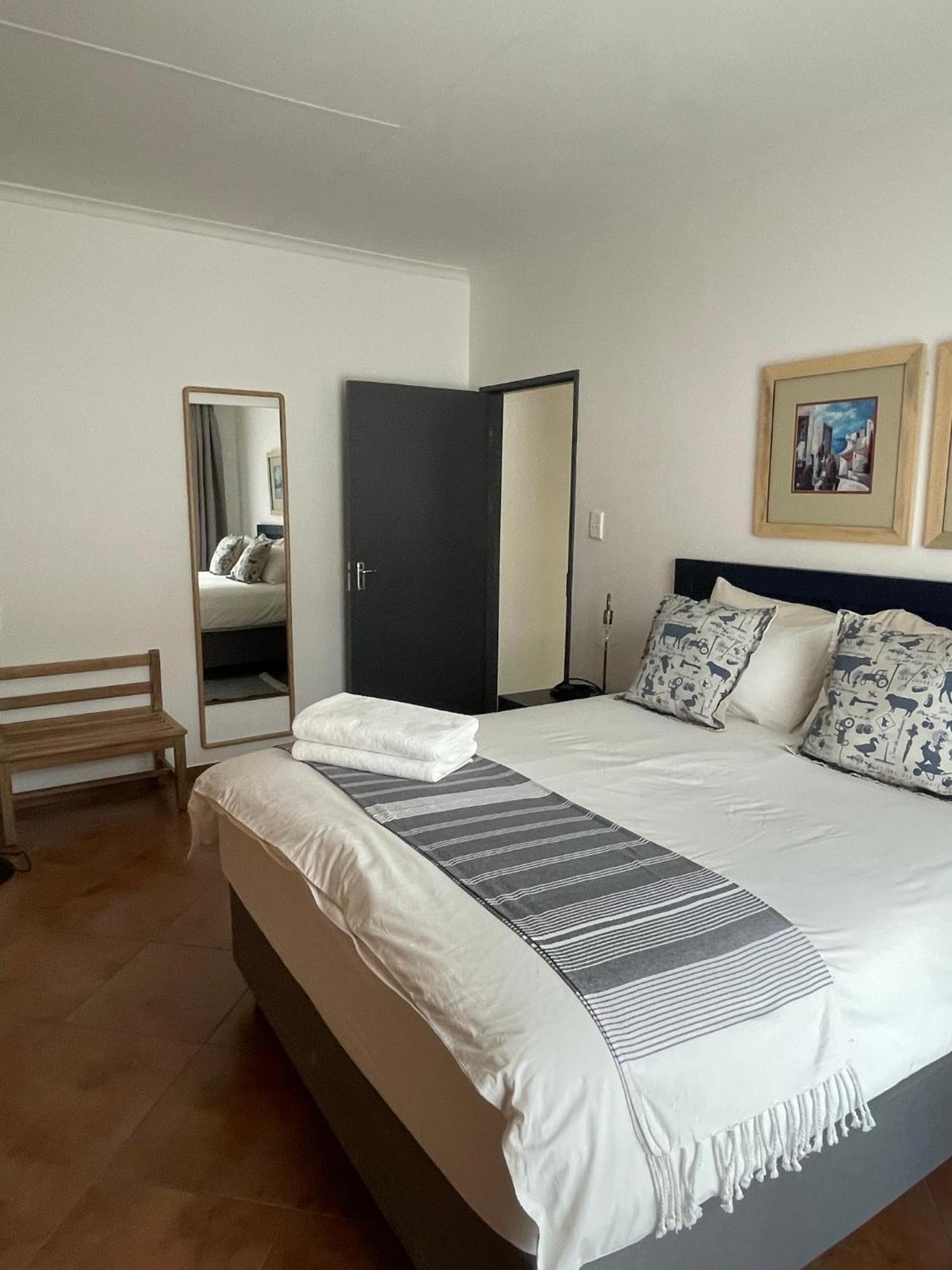 City Comfort Self Catering Βίντχουκ Εξωτερικό φωτογραφία